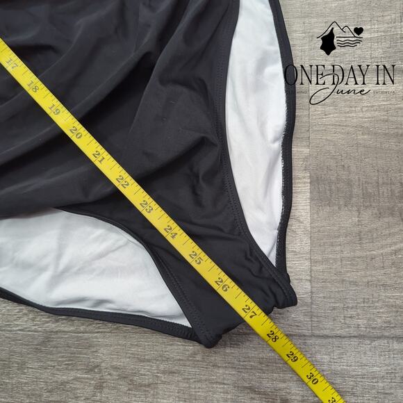 Eomenie Cross Front Cut Out One Piece Swimsuit Size M - Picture 6 of 7